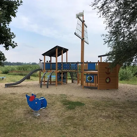 בית נופש Neu! Am Kummerower *