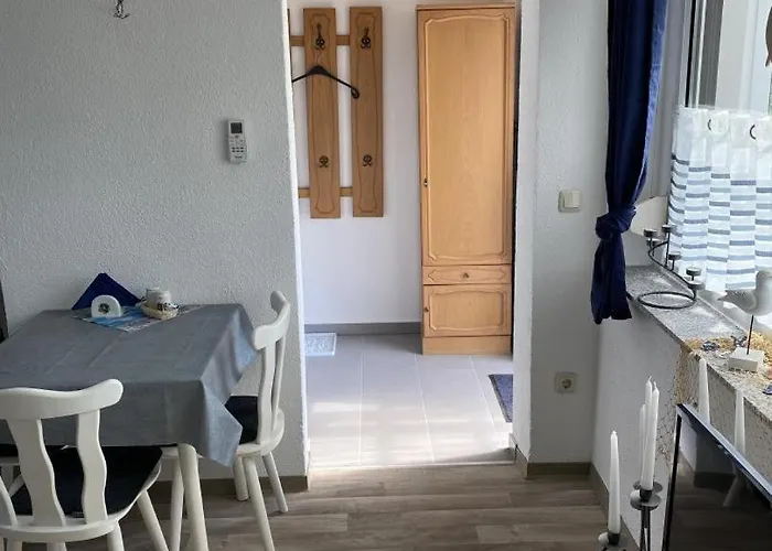 Neu! Am Kummerower 펜션