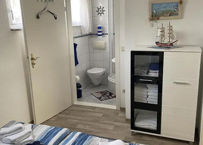 Neu! Am Kummerower 펜션 *